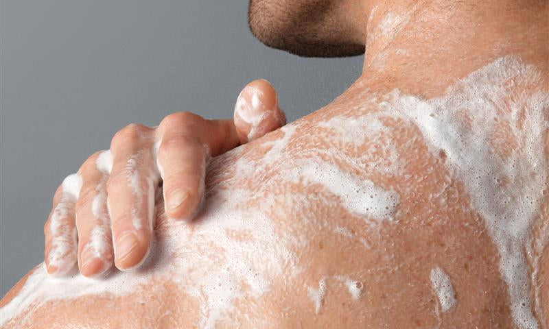 Guide to Exfoliation: Chemical vs Physical