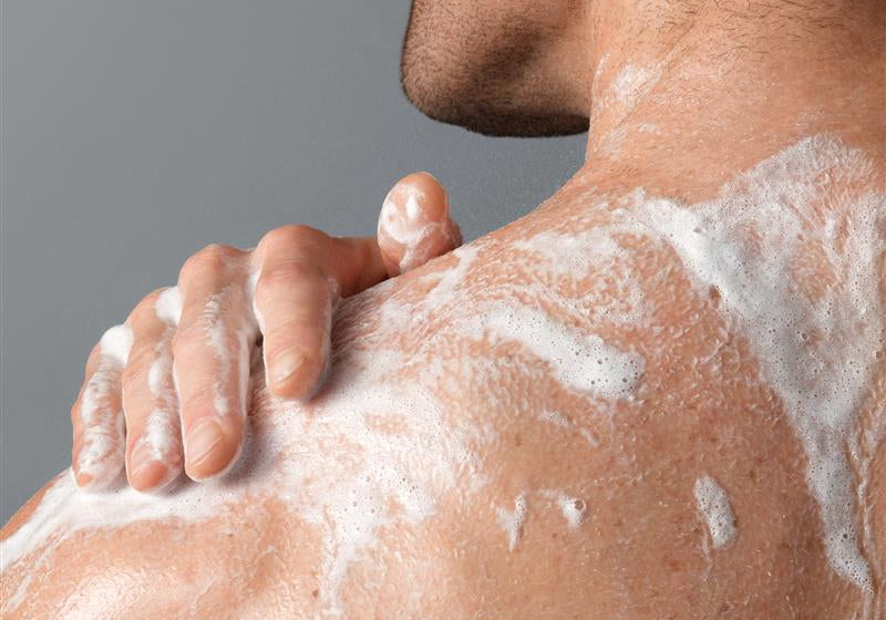 Guide to Exfoliation: Chemical vs Physical